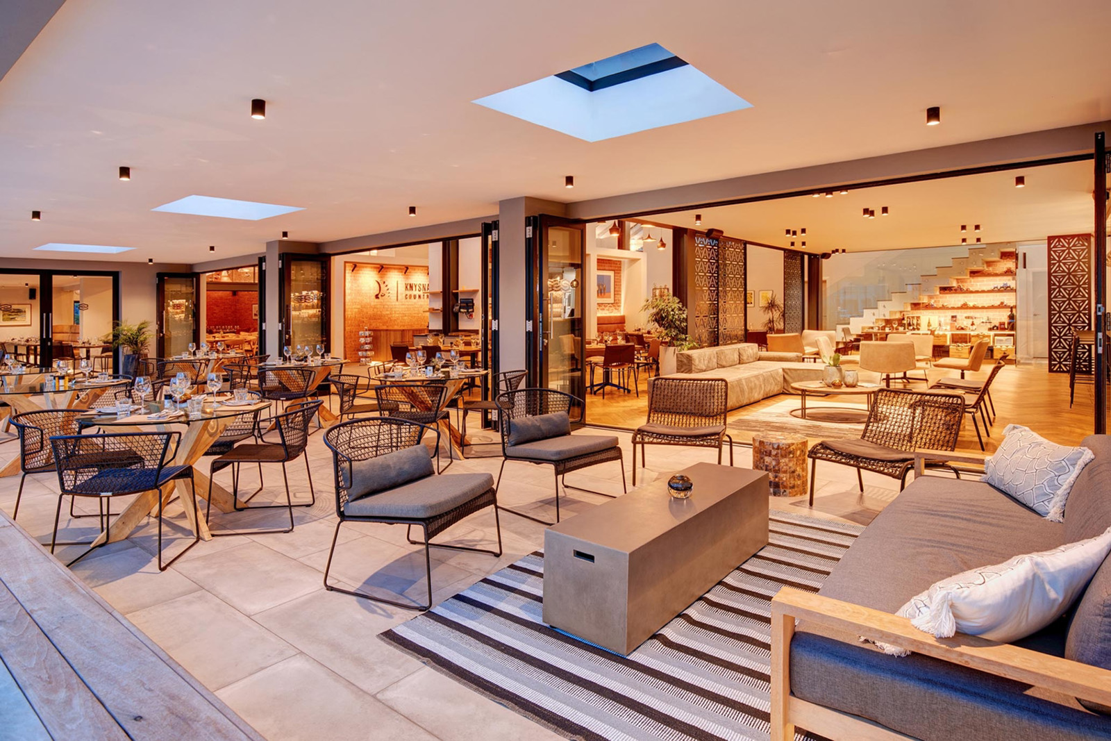 Knysna Hollow Country Estate lounge area
